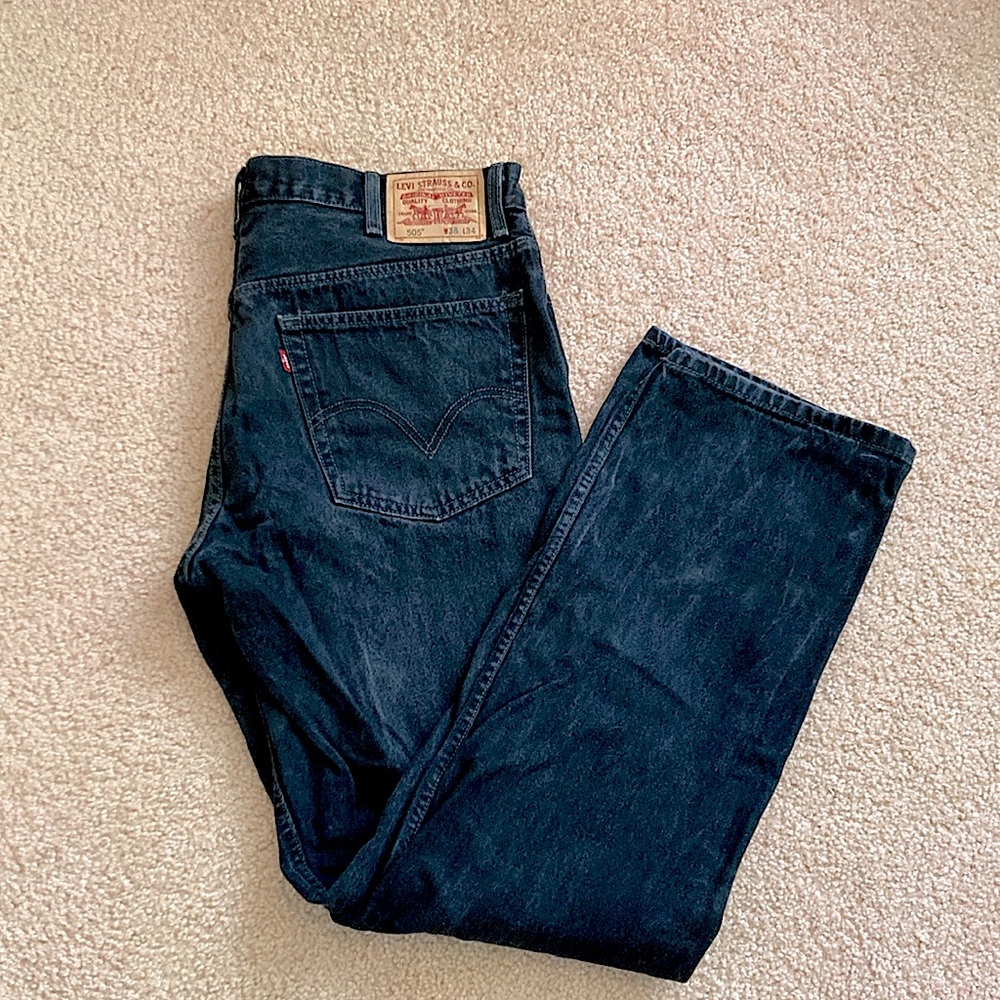 Men’s Levi’s 505 Black Denim Jeans in size 38 X 34